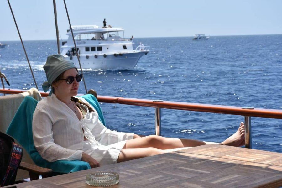 Ras mohamed and white island snorkeling yacht trip (2)